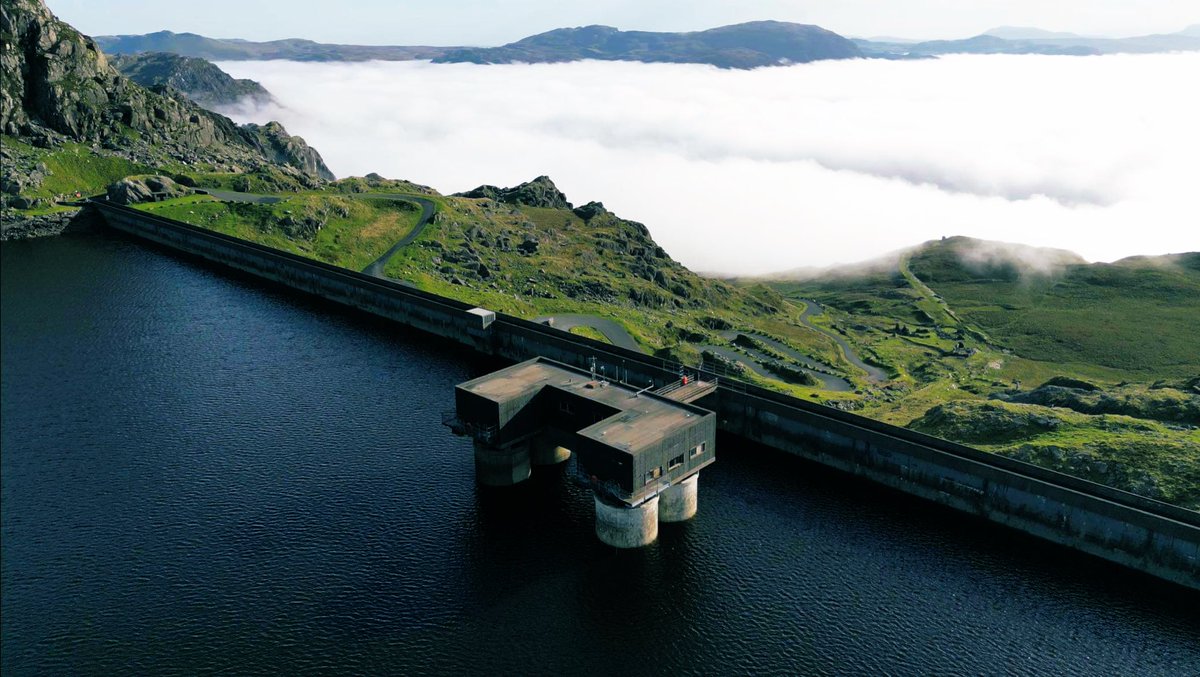 Temperature inversion Stwlan Dam - Blaenau Ffestiniog #photohour #stormhour #Northwales #drone