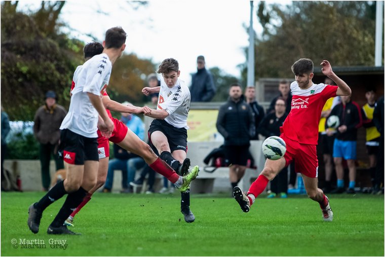 RangersGuernsey's tweet image. Rangers' late, late show #Pitchero
guernseyrangersfc.com/news/rangers-l…