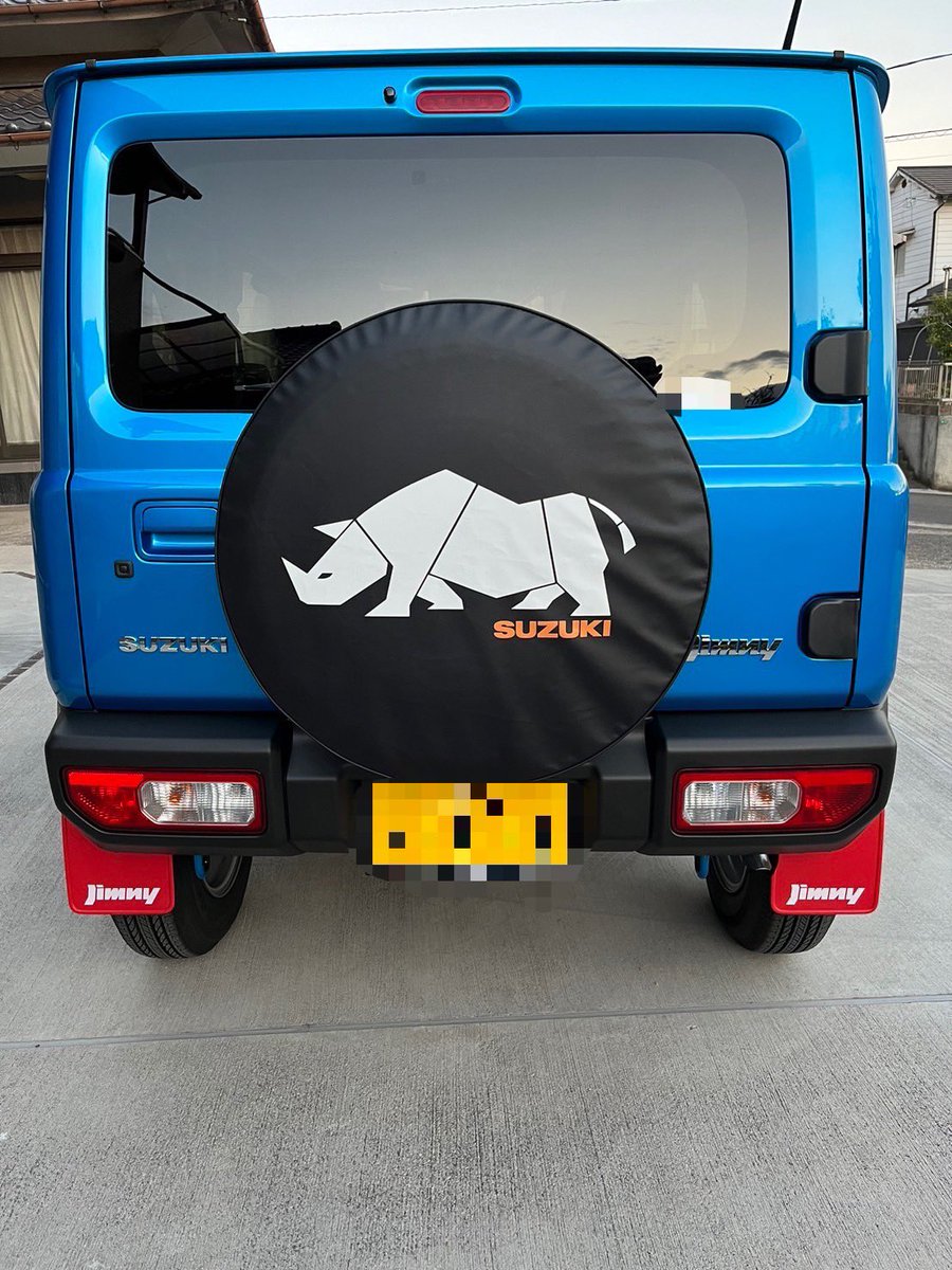 KINTORE_golira's tweet photo. ジムニー納車しました！MT車です

久しぶりにMTを運転したので、ちょいちょいエンストしました
ガソリンスタンドでエンストした時は恥ずかった😓

#ジムニー https://t.co/vuUJATsyJz