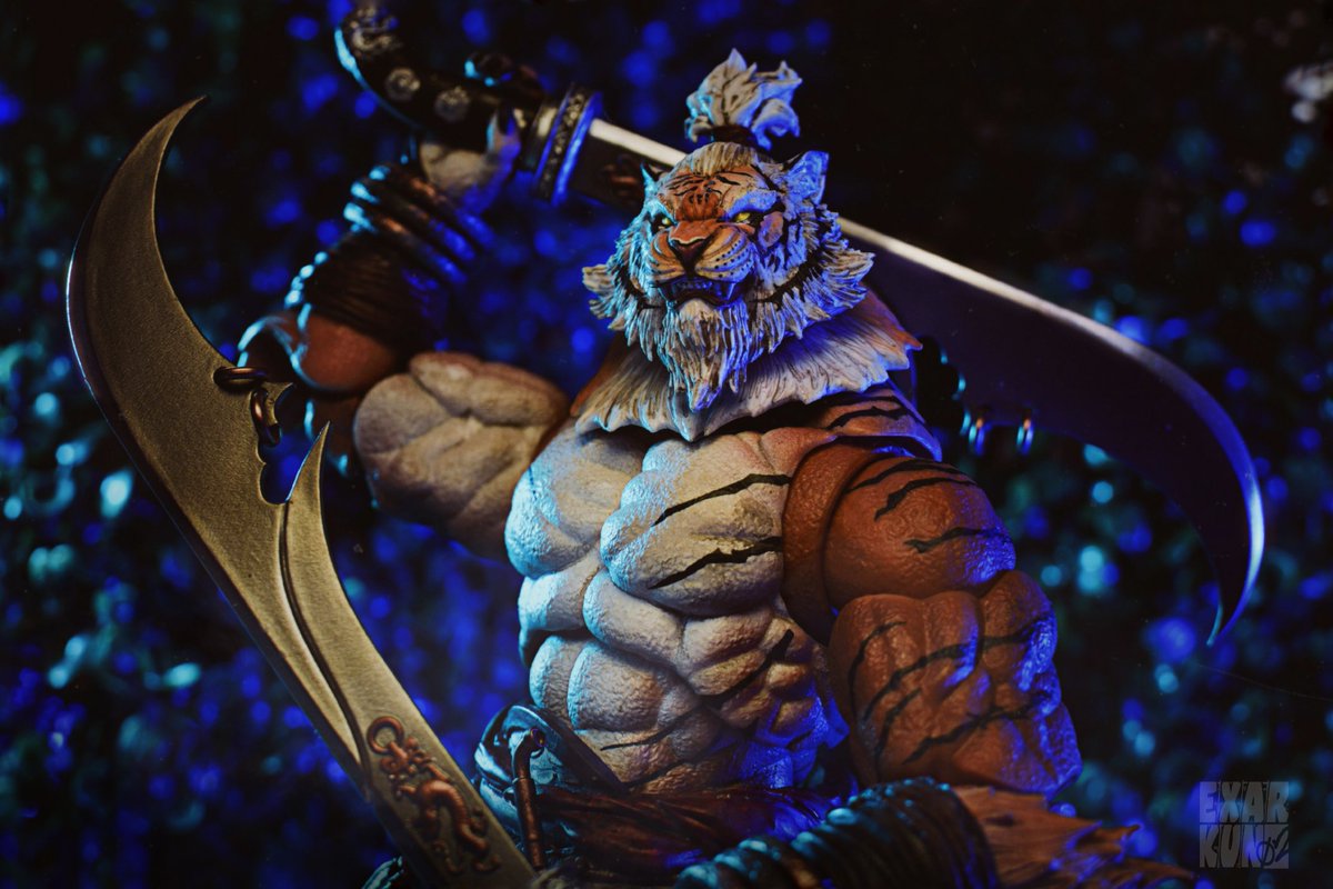 exarkun02's tweet photo. Octoyber Day 29 - Do You Bleed
#DOYOUBLEED
This tiger from @maestrounion is a piece of art. Tons of details and accessories. One the best toy from 2023!
#octoyber_acba #furyplanet
#toyphotography
#toyphotofrenchforce https://t.co/gwD019YWRM