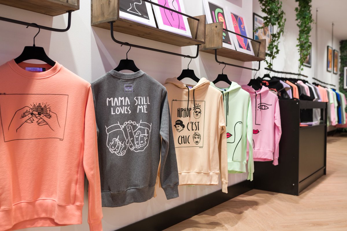 collectthelabel's tweet photo. Fancy some Sunday fun? Swing by our stores to feast your eyes on our collection of Wearable Works of Art! 👀🛍️ https://t.co/9YmFOVR5wV