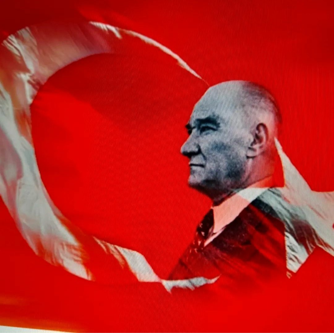 Yaşasın C U M H U R i Y E T 🇹🇷