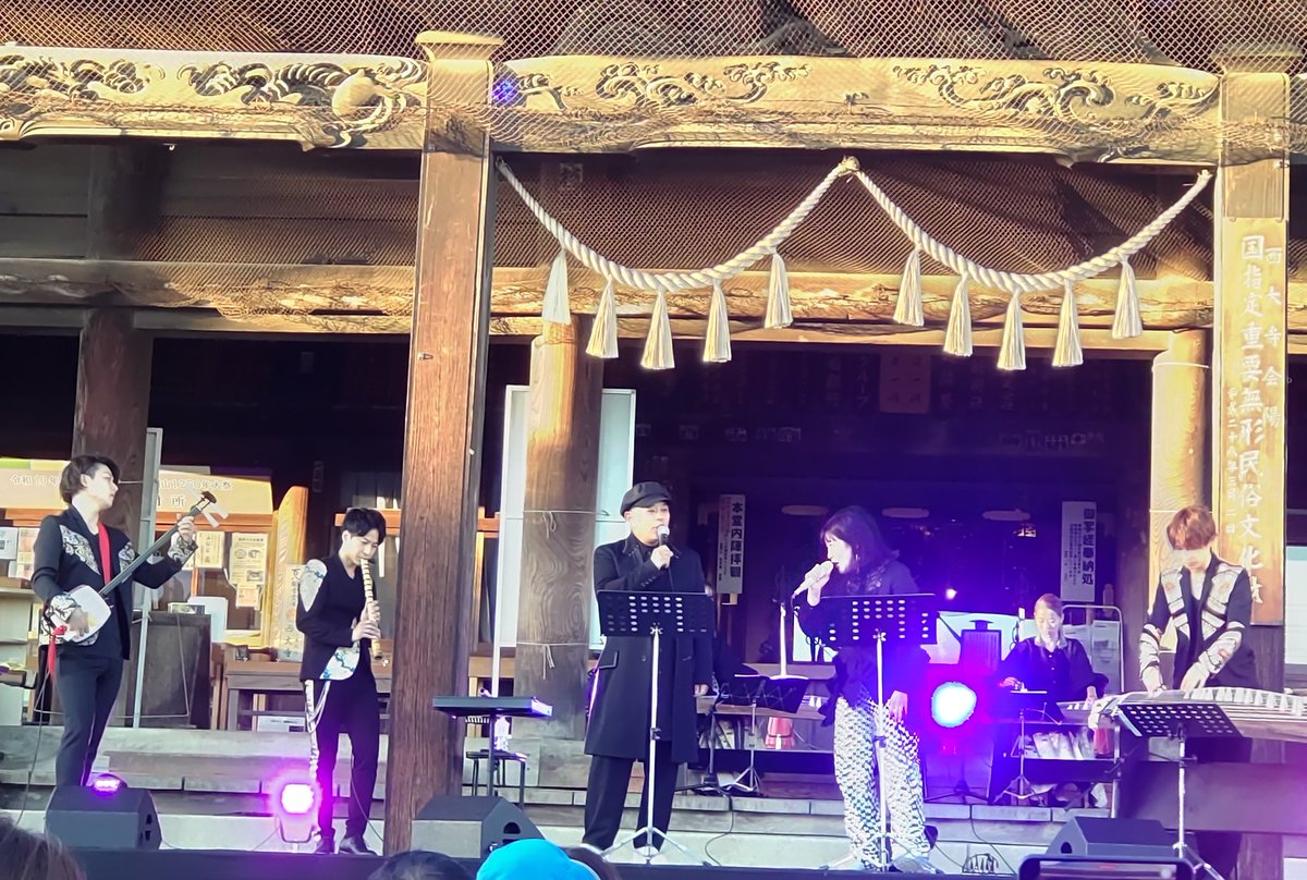 tsubaki_black's tweet photo. おかやまアーツフェスティバル2023
素敵な演奏と時間をありがとうございます✨✨
天気も良くて楽しいひと時でした🤗
#桜men
#中西圭三
#singerOto
#おかやまアーツフェスティバル2023 https://t.co/DukXI8xQHU