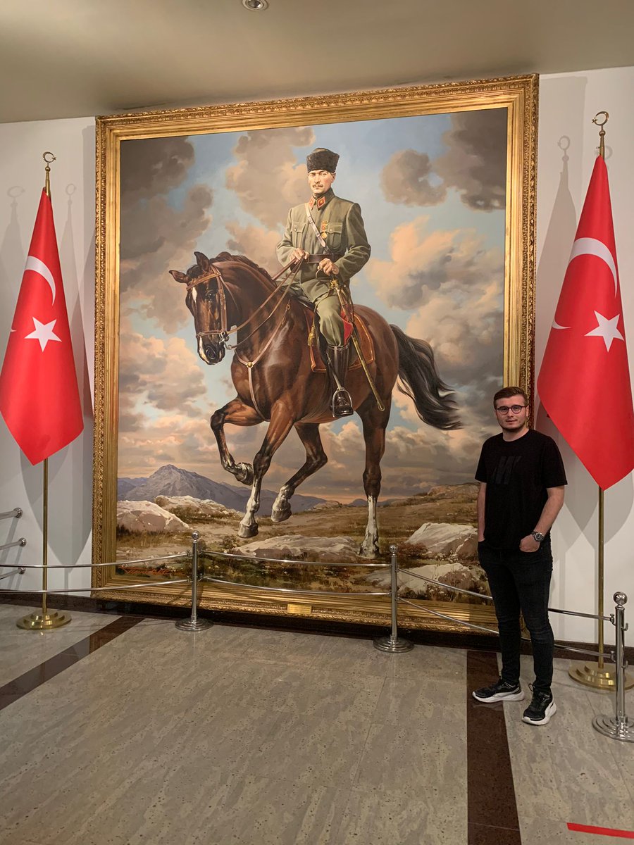 Ey yükselen yeni nesil, istikbal sizindir. Cumhuriyet'i biz kurduk, O'nu yükseltecek ve sürdürecek sizlersiniz.
#CUMHURIYETİMİZ100Yaşında