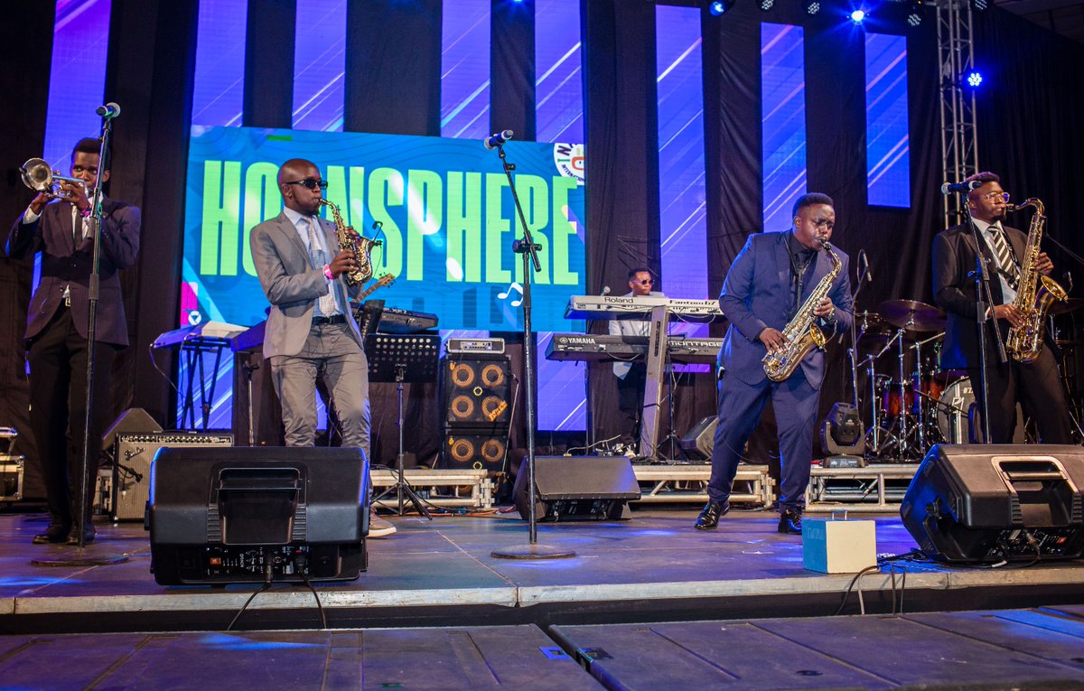 SafaricomPLC's tweet photo. @RAEventsKe From the smooth, sultry notes π·π€πΎ to the lively, energetic tunes πΆπ₯, their melodies resonated with every heart present, uniting us through the universal language of jazz. #NIJF #NIJFestival #JonathanButlerInNairobi https://t.co/ka5UsZiOGs