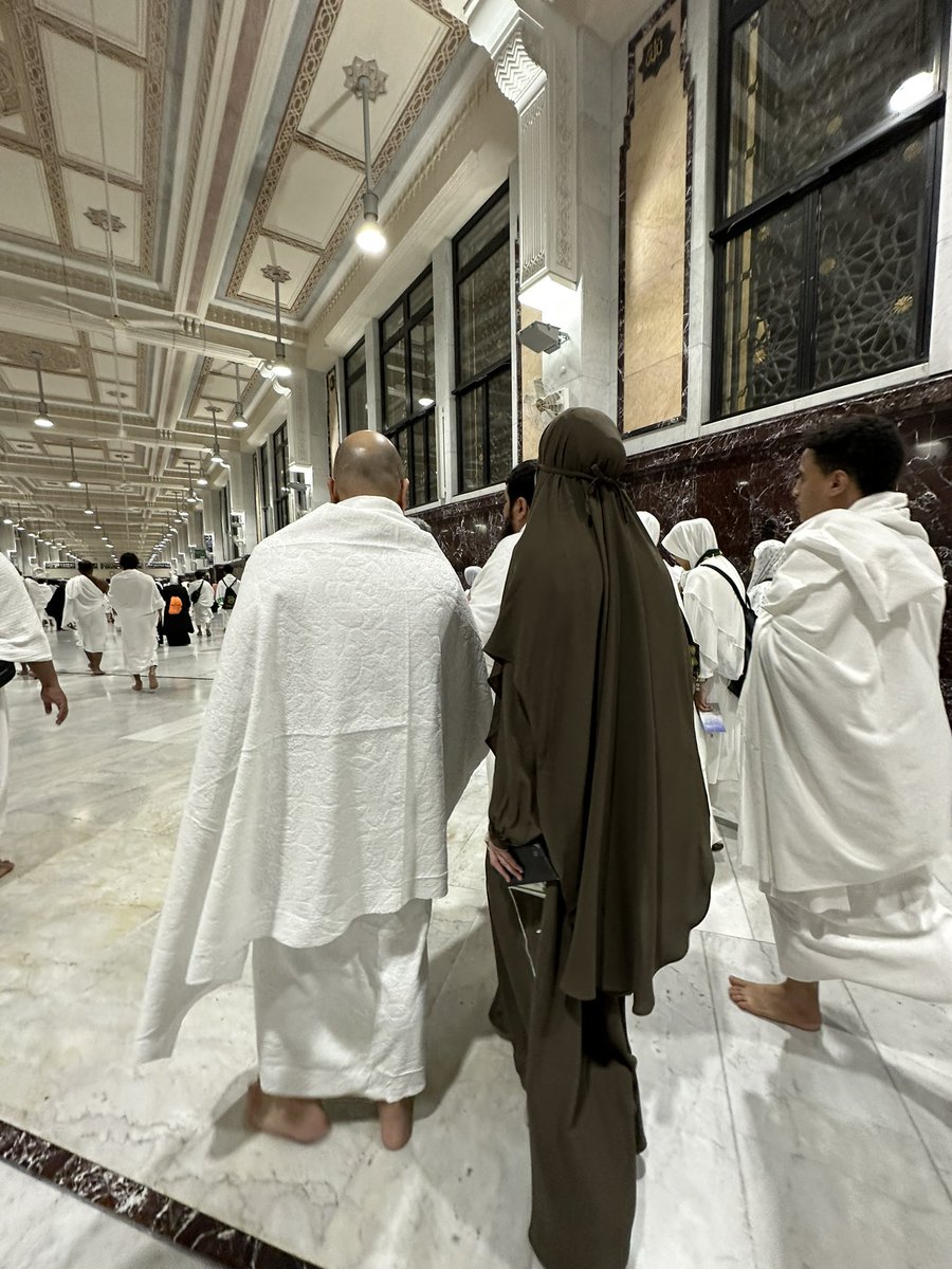 Alhamdulillah 5 tahun pernikahan… 5 tahun berasa seperti masih baru kemaren… #weddinganniversary #maiaestianty #irwanmussry