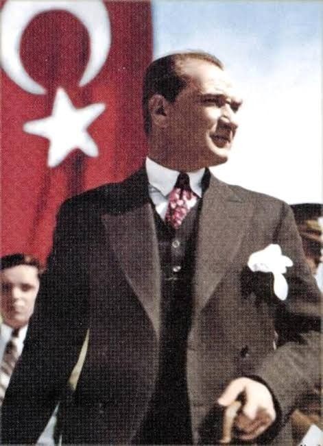 "Benim naçiz vücudum elbet bir gün toprak olacaktır, ancak Türkiye Cumhuriyeti ilelebet payidar kalacaktır."

Cumhuriyetimizin 100.yıl'ı Kutlu Olsun🇹🇷
Daima İzinde🤍