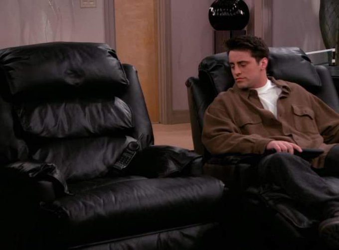 F9mH82oXQAANCR7?format=jpg&name=small