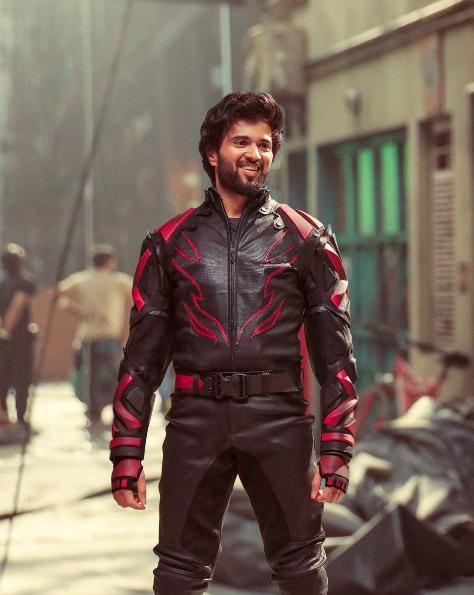 therajamohan's tweet photo. Ma #AnonymousSPY 🤞⚠️💥!...

@TheDeverakonda AnnA ❤️💥 https://t.co/4RUdfUpwO5