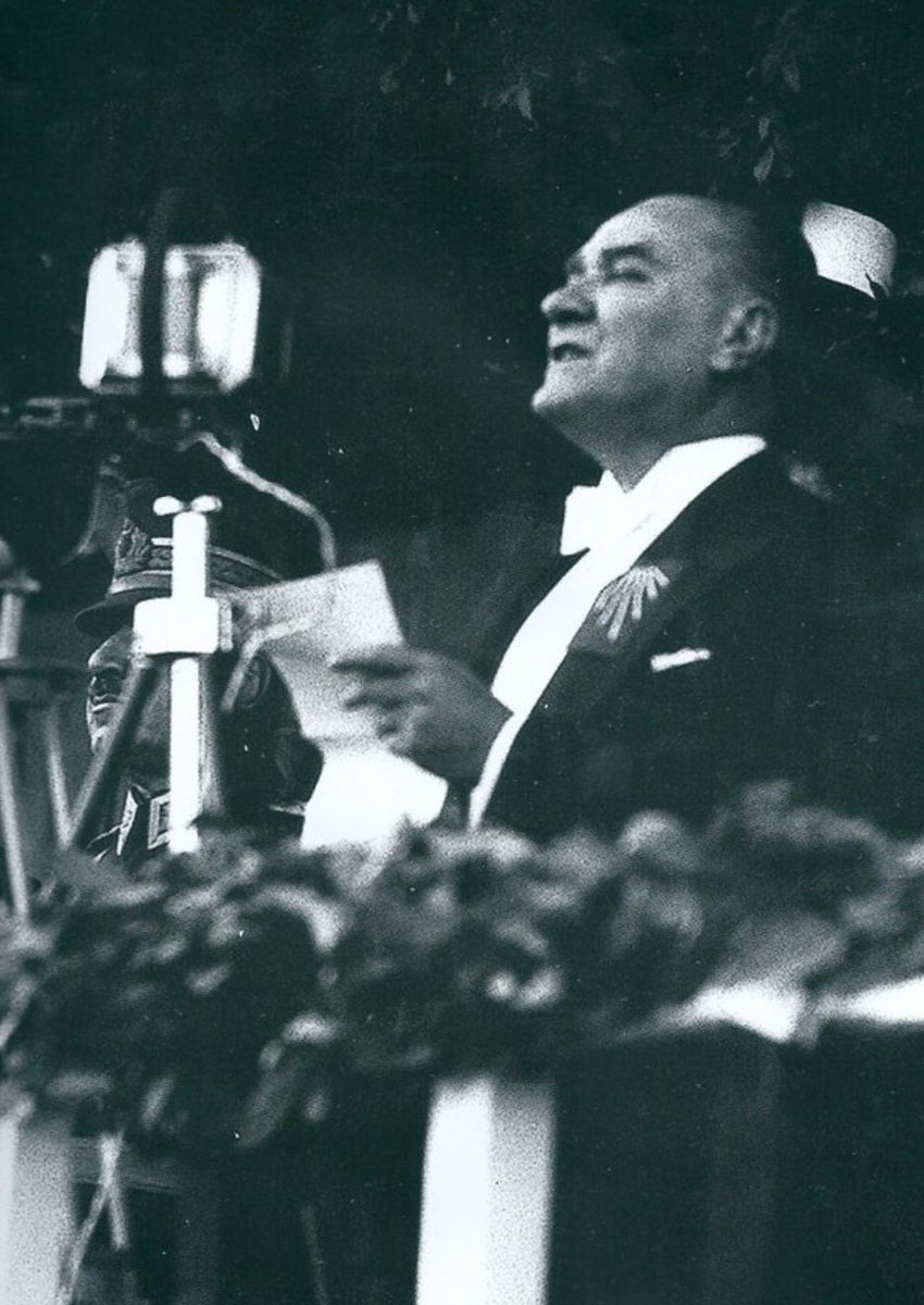 selinnkayaaa's tweet photo. Cumhuriyet❤️
Kutlu ve daim olsun!
Özlem, minnet ve saygıyla... https://t.co/rx04wd6CFv