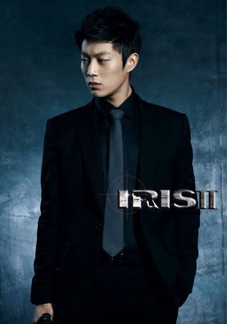 blue_light_0704's tweet photo. ドゥジュンさんペンの方
教えてください💙🌹
「IRIS2」見たことある方
DVD持ってる方に質問なんですけど
連ドラと劇場版の違いは何ですか？

連ドラのDVD買ったんですけど
違いが分かんなくて😣
#비스트
#BEAST
#윤두준
#YoonDujun
#YoonDooJoon
#ユンドゥジュン https://t.co/J7tRreoswo