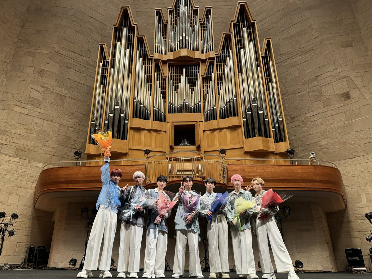 OCTPATHofficial's tweet photo. 甲南女子大学 第60回大学祭「よつば祭 2023」
ご来場いただいた皆さまありがとうございました！🍀

学生の皆さんからもたくさんのパワーをもらい、とても楽しいステージでした！😊

実行委員会の皆さん
たくさんのサポートありがとうございました！

@happy42831 #よつば祭
#OCTPATH_Sweet https://t.co/czpbrrNswF