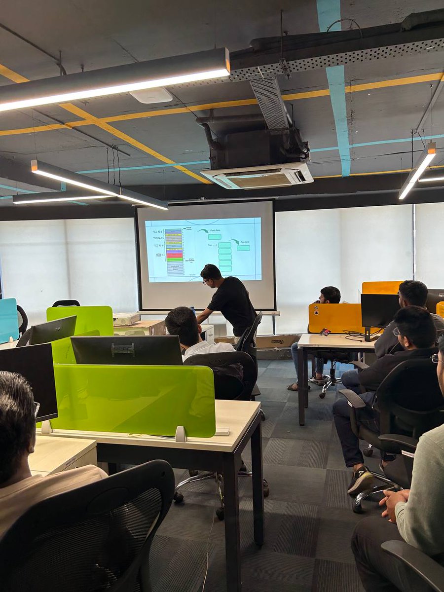 _agent_hellboy's tweet image. Exciting times at the Pune Python meet-up! ๐๐ค Presented my first talk on Python's concurrency model - a fantastic experience! #PythonConcurrency #PunePythonMeetup
