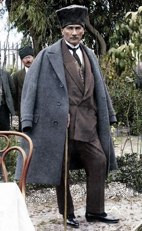 Yüz yıllık tarihinde “zeki, çevik ve ahlaklı” sporcuların yetişmesi ve her kulvarda kazanmayı hedefleyip birincilik kürsünde şanlı İstiklal Marşımızı tüm dünyaya duyurabilmemizi sağlayan Gazi Mustafa Kemal Atatürk’e saygıyla. 

İlelebet Cumhuriyet! 🇹🇷