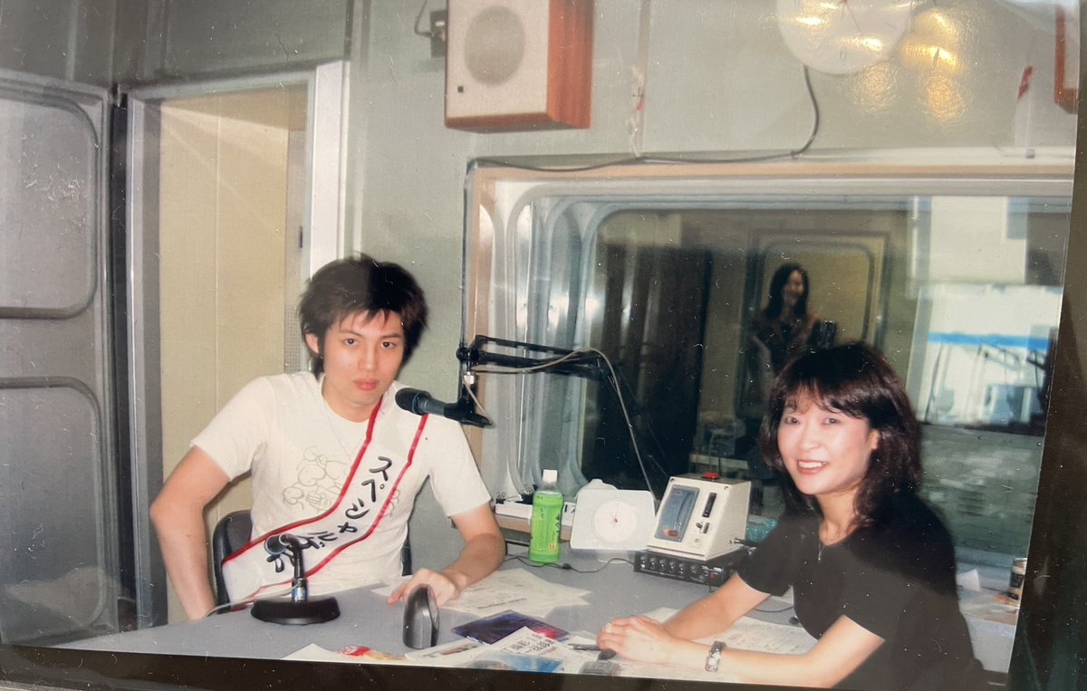 Lhcm6N1m4hRjAJF's tweet photo. #nack5 #35thAnnivarsary
#Sundaynavigation #walkinthemusic
#東龍太郎 #over #ヒカリの中へ
#浦和の本社スタジオ
楽曲の世界とアーティストの生誕地を歩く
横���出身の東君
横浜を一緒にロケしてくださいました。
歌詞の頑張っても届かない時がある…
プロの世界
#5時ラジ
silverのmusician https://t.co/bbpHWdve1A