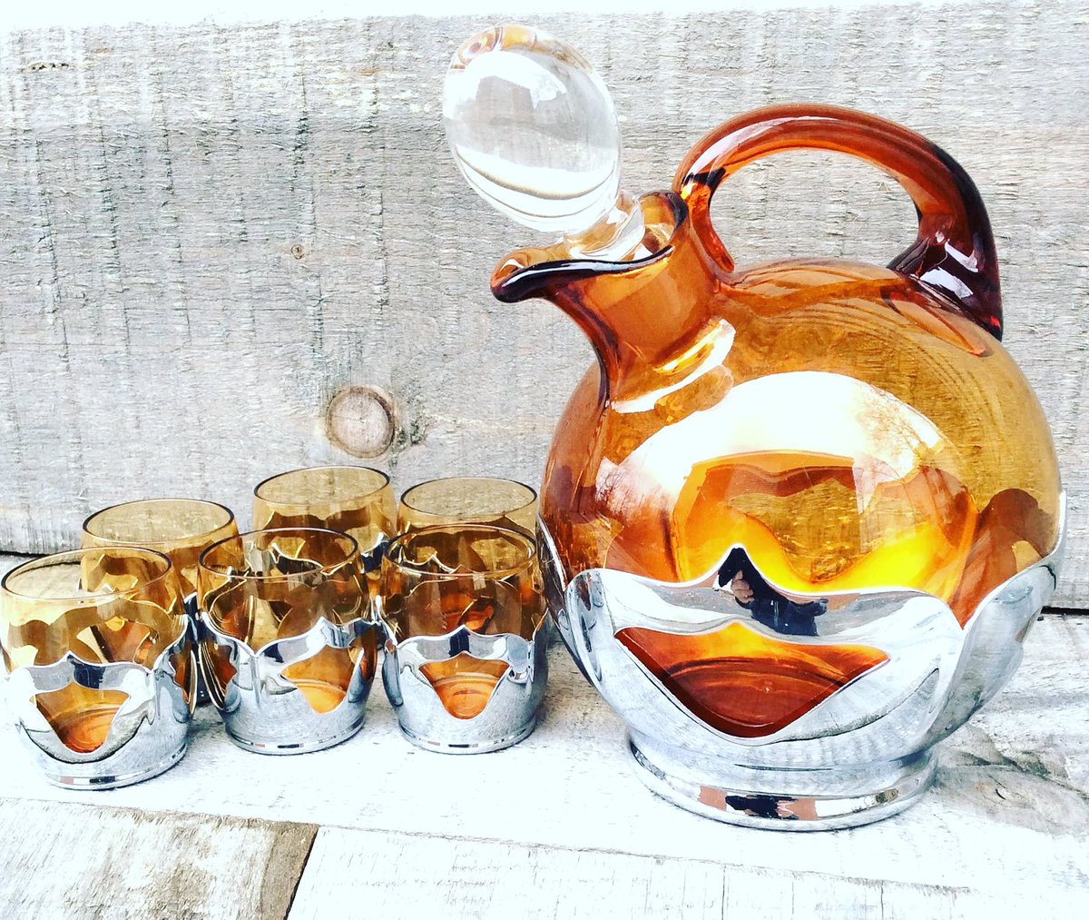 CA$135.00
Vintage #Farberbros #vintageBarware #artdeco #amberGlass #Chrome #Liqueur #Pitcher #Decanter #FarberBrothers #KromeKraft #Vintageweddinggift available from Vintage Vigo on Etsy #etsyshop #etsyvintage #etsygifts