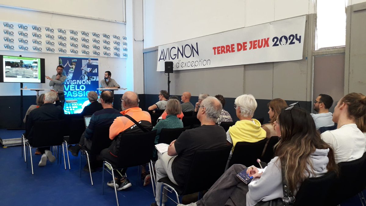 6eme édition du festival #Avignon Vélo Passion !
Cette année, l'accent est mis sur l'éco-mobilité du quotidien, avec des tables rondes sur mobilité scolaire, l'écosystème vélo, et les aménagements.
Et toujours un beau stand de la ville où nous répondrons à toutes vos questions !