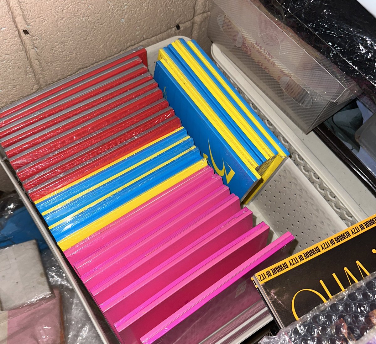 hallyupotter's tweet photo. wts ive ph

🍓onhand sealed albums!

eleven - ₱400
eleven with ssq pob - ₱650
love dive - ₱400
love dive jewel case (all members available) - ₱300

mop: gcash bdo maya paypal

tags ive ld eleven gaeul yujin rei wonyoung liz leeseo https://t.co/Kua96W3fTm