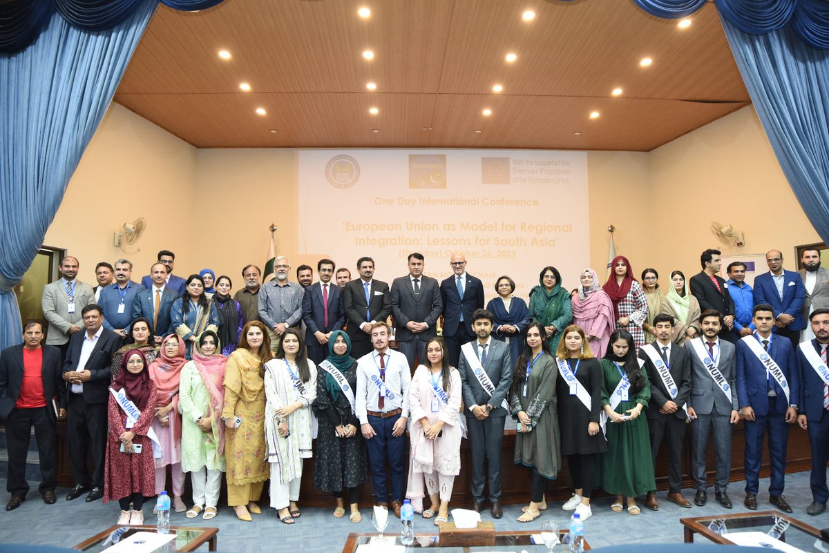 JMC_NUML's tweet image. Jean Monnet Chair, IR-NUML organized an international conference with focus on the dynamics and drivers of the European regional integration and its meanings and relevance for the South Asian case.