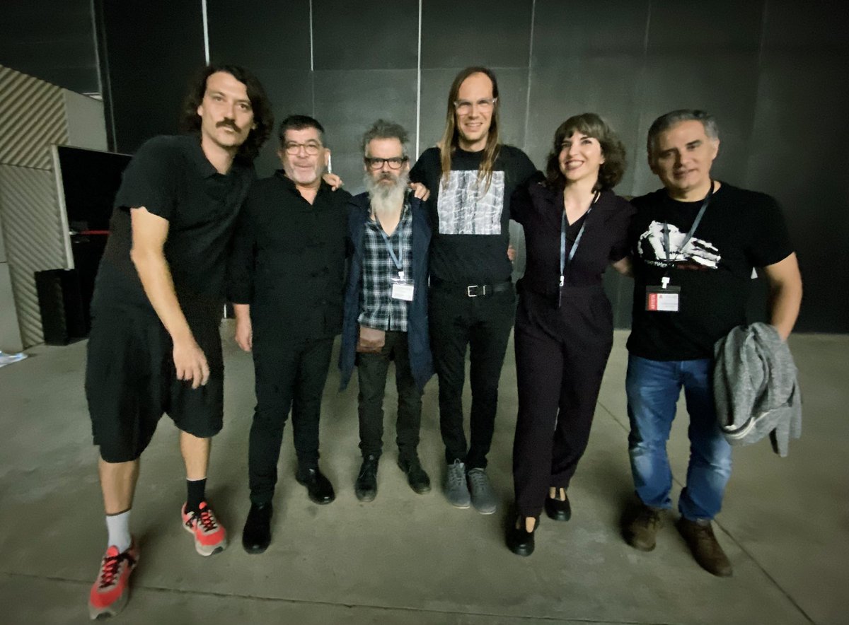 Con @zamegaflow y <a href="/TomasDePerrate/">Tomás de Perrate</a> en <a href="/FestiPeriferias/">Festival Periferias</a> ♥️🎺🥁