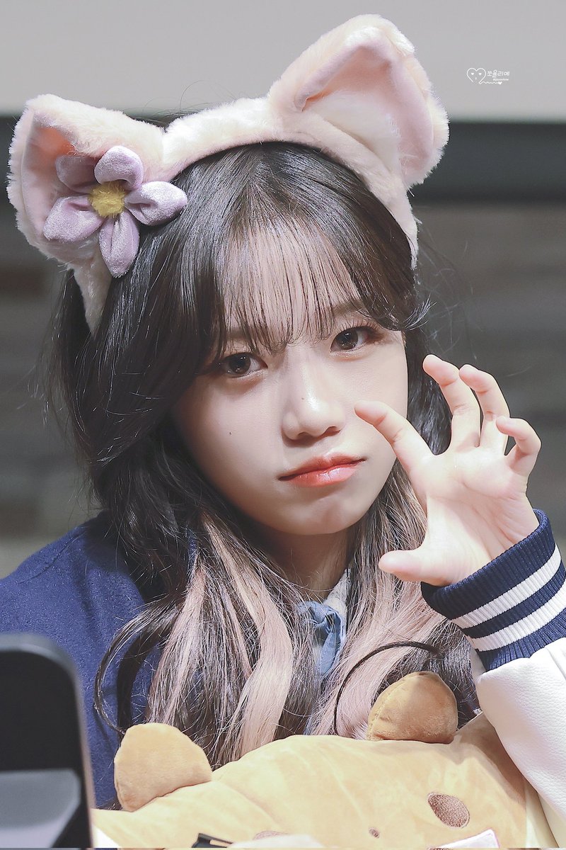 time_to_yuri's tweet photo. 221204
팬사인회
#조유리 https://t.co/rAIFLPLE0a