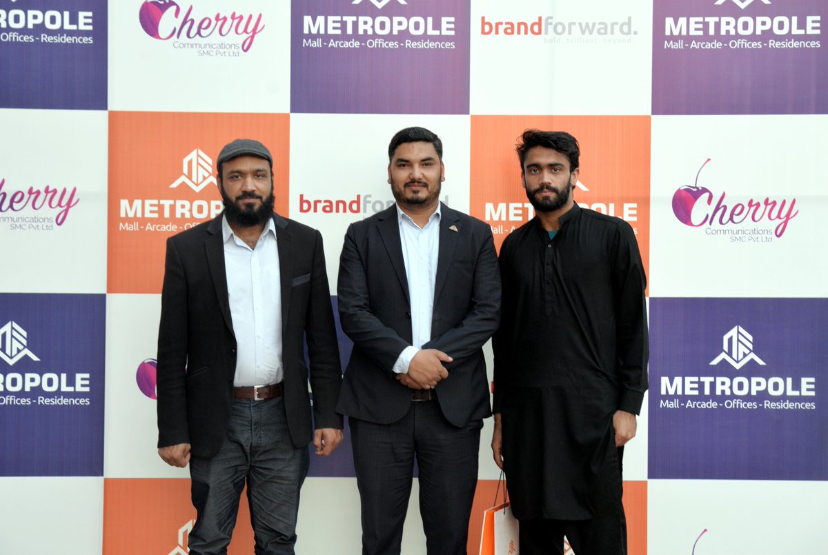 MetroPolepk's tweet photo. The moments from our Open House continue to resonate with the spirit of innovation, opportunity, and luxury. 

#MetropoleRawalpindi #MetropoleMall #MetropoleResidences #MetropoleArcade #MetropoleOffices #MetropoleOpenHouse #Metropole #OpenHouse #ExperienceMetropole https://t.co/p3eL4ShqZV