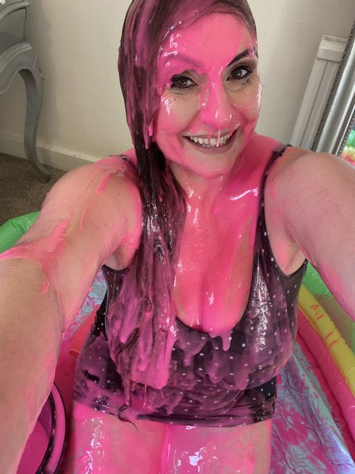 Filming #messy this coming week guys 😘 get those orders in 😈😈😈💦💦💦 #gunge #mud #sploshing Sophiadelane@hotmail<a href="/tag/messy"class="tags">#messy</a><a href="/tag/mud"class="tags"><span>#mud</span></a><a href="/tag/sploshing"class="tags"><span>#sploshing</span></a><a href="/tag/gunge"class="tags"><span>#gunge</span></a>