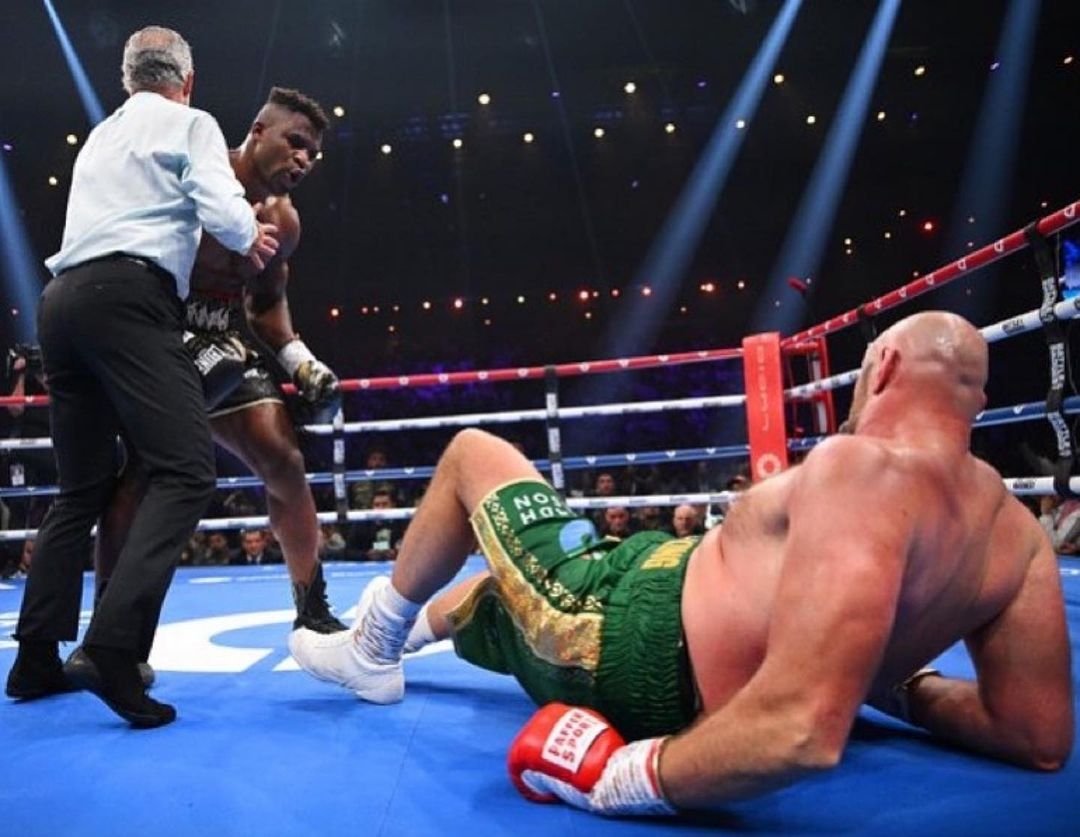 yemialadee's tweet photo. African King 🤴🏿 @francis_ngannou https://t.co/zAjfEBuR7M
