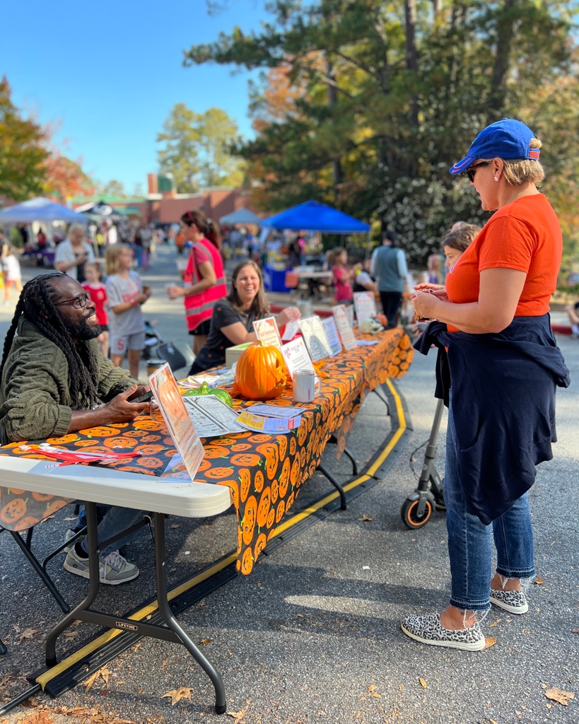 We are incredibly thankful to all of the parent, staff and student volunteers that make events like fall festival possible.  We couldn’t have done it without you. THANK YOU

- 2023 Fall Festival Co-chairs Kate Hays and Carrie Andersen
