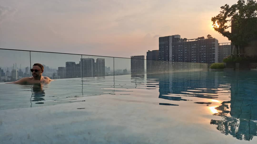 MarinusBezuiden's tweet photo. Sky views https://t.co/f1ktcQSyBL