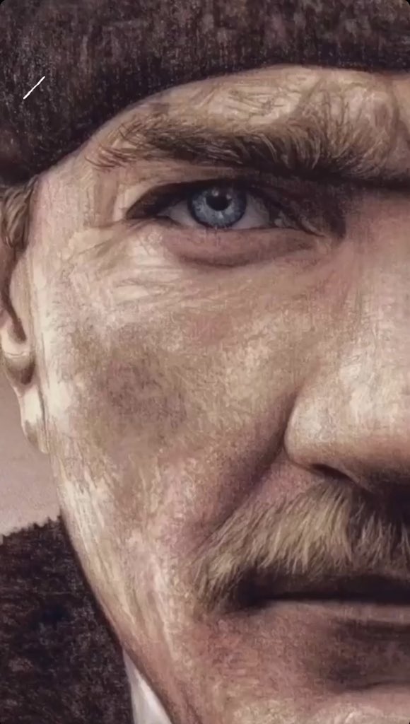 Elfbzyll's tweet photo. Açtığın yolda,
Gösterdiğin hedefe…❤️ https://t.co/wObvRFv21e