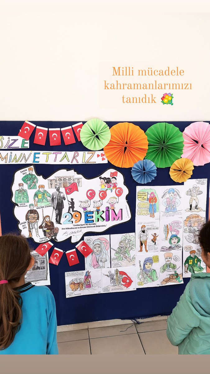 sadecesevode's tweet photo. Cumhuriyet'in bana hediyeleri 👩🏼‍🏫👭🏼💗
#CUMHURIYETİMİZ100Yaşında
#CumhuriyetBayramıKutlu
#CumhuriyetinYüzüBiziz
#CumhuriyetBayramımız
#parla100yaşındasın https://t.co/FSTqKAaalF