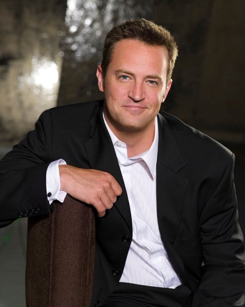 Rip Matthew Perry 😔