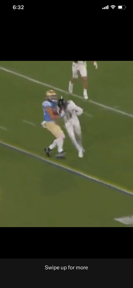 Ten27Concepts's tweet photo. @SInow @SportsCenter Close call! That could have ended a lot worse! 

Follow me! https://t.co/X3aBgCmnDa