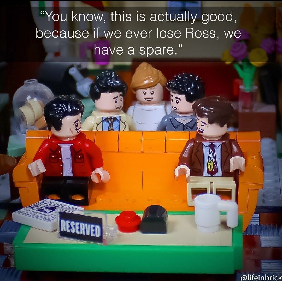 lifeinbrick's tweet photo. One of the many laughs that #MatthewPerry brought into my life. Easily one of the most talented and funny people in a room full of talented, funny people. Thank you for all the laughs over the years Chandler.
#RIPMatthewPerry #lego #friends #theonewith #russ #illbethereforyou https://t.co/WVj76NuysK