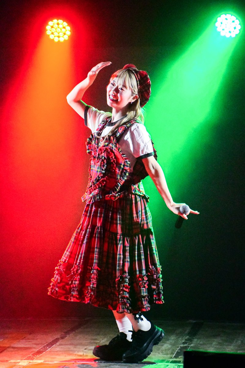 minmi1350's tweet photo. 2023.10.28
emiu活動休止前LASTライブ
撮り続けてきたemiuの写真もこれでラストです。去年の12月よりは成長できたかな?📸(笑)
改めて今までお疲れ様でした。
そして沢山の思い出をありがとう!
#emiu #emiuで元気になったがいね https://t.co/z8WBqdV56M