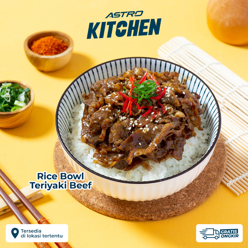 astronauts_id's tweet photo. Yakin gak ngiler sama menu baru Astro Kitchen ini?!🤤

AstroFriends yang suka kulineran dengan vibes Jepang, wajib banget cobain hangatnya rice bowl ditambah kesegaran minuman dari Astro Kitchen x Kokumi ini!😝

Langsung aja cobain &amp; #JajanSatSet sekarang. Klik banner di bawah!👇