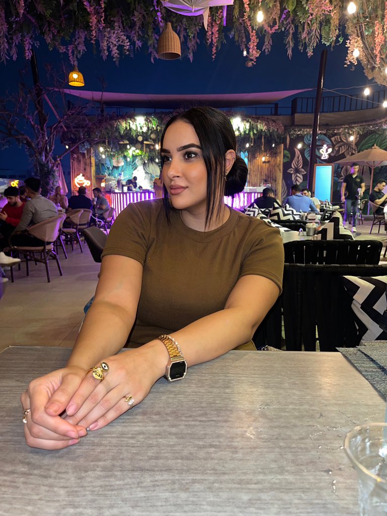 Nadaras83491297's tweet photo. كُل شوية بتأكد إني أجمل حد في الدنيا بجد،
وإن مش أي حد يستحق وجودي في حياته.🤍🫶 https://t.co/MWttSENQAE