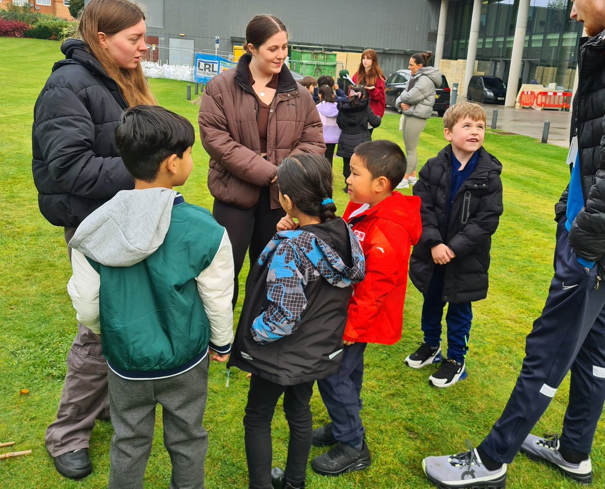 The weather was starting to clear when @ljmu_education #primaryyear3 were working with @year3stnics and @year4stnicsliv #outdoorscience #livingthings #habitats #materialsandtheirproperties Hands-on science activities!