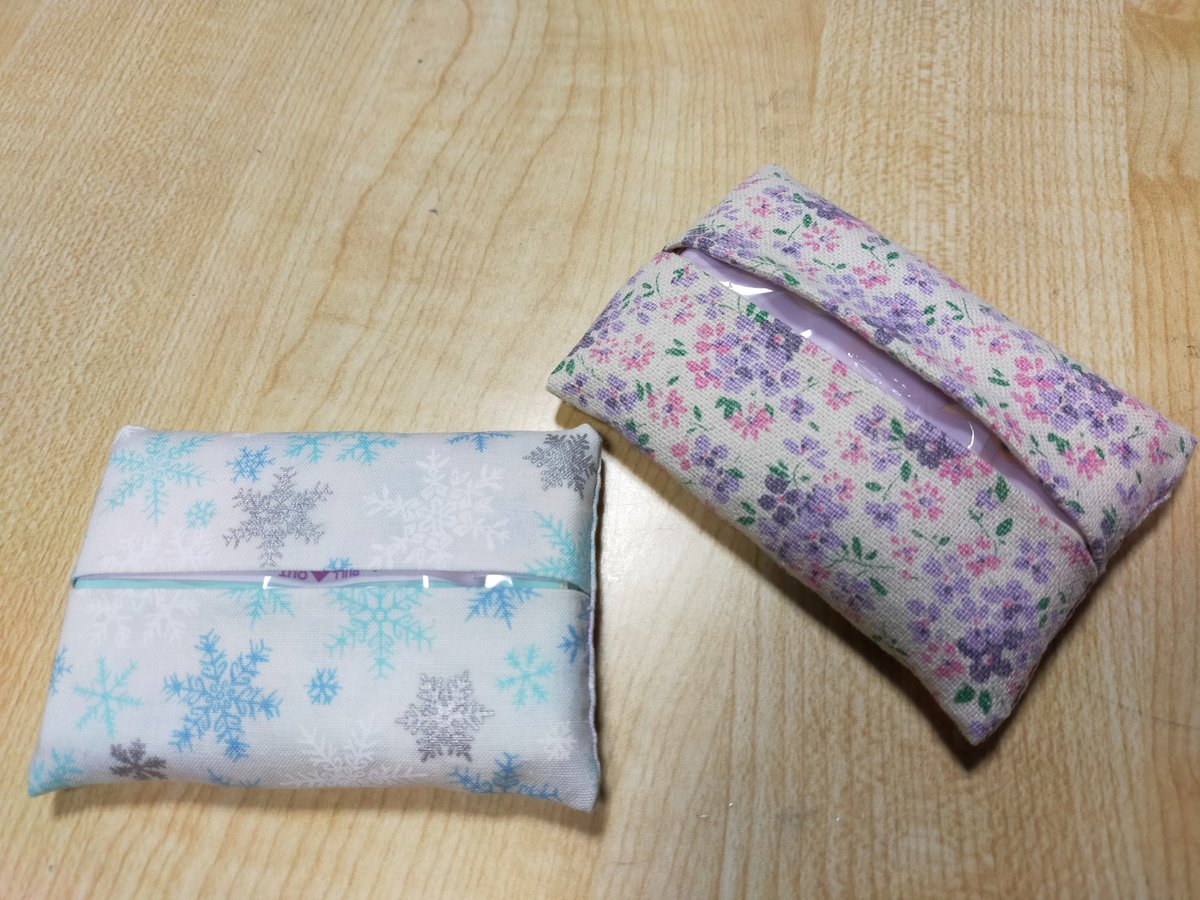 yue_oneday's tweet photo. むすめさんの力作✨
レシピをありがとうございます！

100均グッズで完成！ 超簡単ミニティッシュケース https://t.co/YAk8JJrojt #diyrepi https://t.co/JjLkqLBzqF