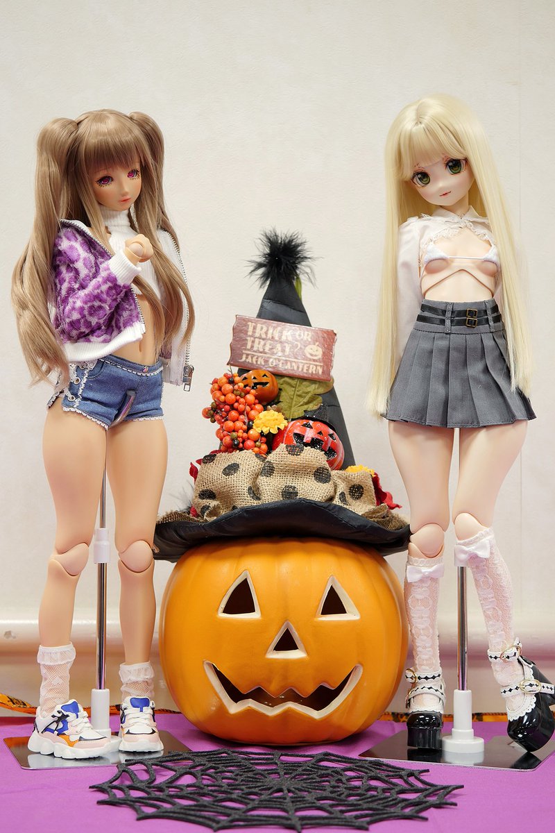 smilecapsule's tweet photo. 本日はAPイベント
「Private Room34」へ行ってきました!
🎃ハロウィンで飾られた会場の中、フォロワーさんとお話や、素敵な子たちと一緒に撮影も楽しめました✨
運営のみなさまもありがとうございました😄
次回も今から楽しみ✨
#PR34
#angelphilia
#エンジェルフィリア
#おしゃれ良い子堂
#薔薇密教 https://t.co/PFKBBHiMfE