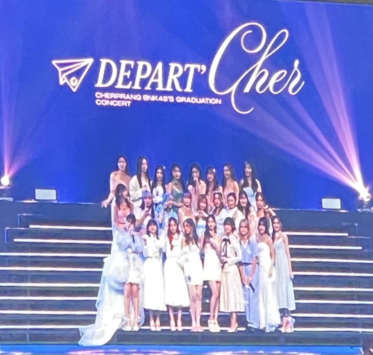 _yada_p's tweet photo. : ที่เดิม คนเดิม ต่างแค่เวลาและสถานที่เท่านั้น นี่เรามองพวกเขาเติบโตมานานมากแล้วจริงๆ รักพวกแกนะ รุ่น1🤍

DepartCher Graduation
#ConGradPCher https://t.co/FcXfS3dQXW