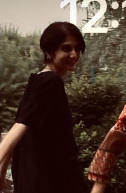 Realneo101's tweet photo. کشتنت چون پای عقایدت ایستادی و کوتاه نیومدی.
تو نماد شجاعتی زیبا
#آرمیتا_گراوند https://t.co/ku8Byn8ETK