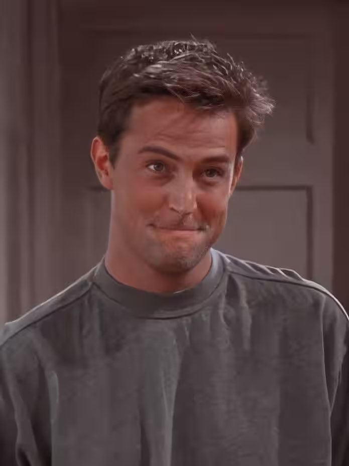EmmettScanlan's tweet photo. Friends was my teenage diet growing up.
It meant family nights in. 
It meant laughter.
And Miss Chanandler Bong provided so many for all of us. Thank you for the laughs Perry. Forever grateful. We loved ye. Rest well. https://t.co/MFePEWiCCL