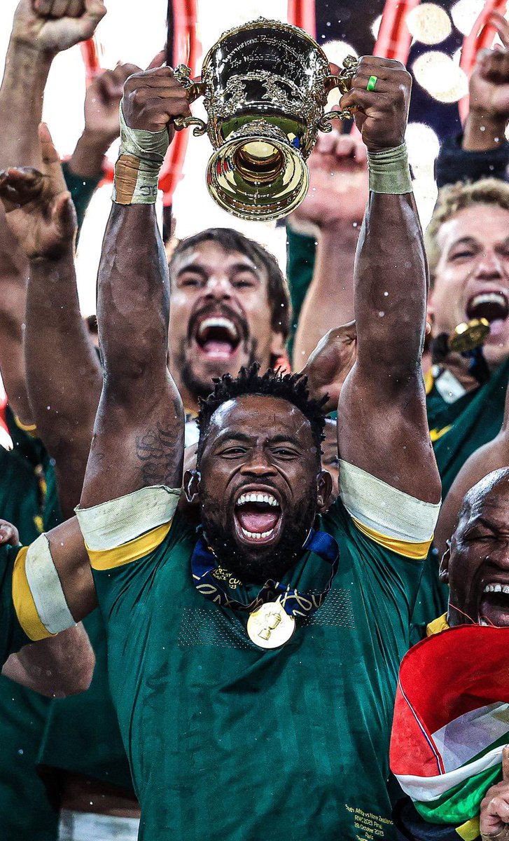 Ebenvn's tweet photo. @SquidgeRugby O Captain! My Captain! https://t.co/OmqCnZs5sV