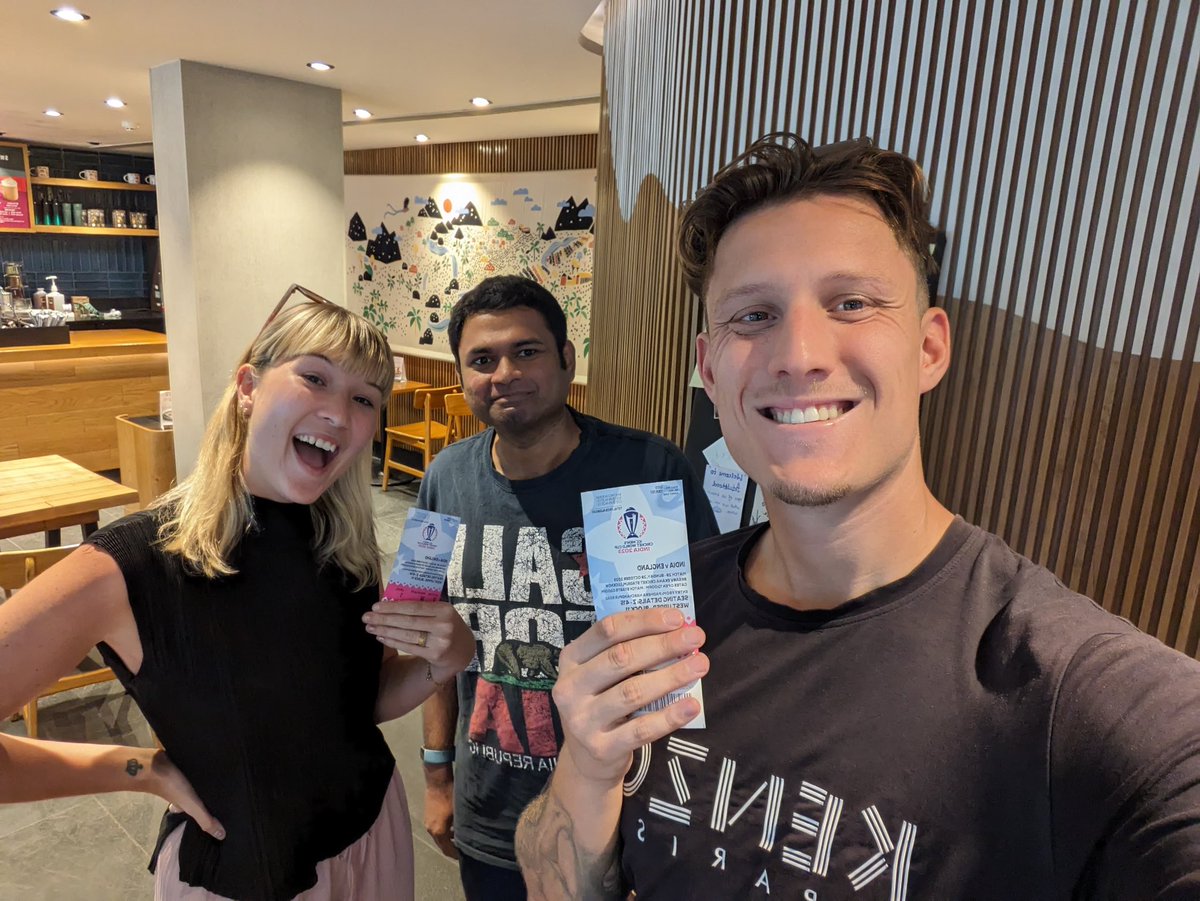 Mr <a href="/forwardshortleg/">Aditya</a> is in Lucknow to watch India v England #CWC23 game. Met Dabble and Travel (Matt and Molly) #CricketTwitter