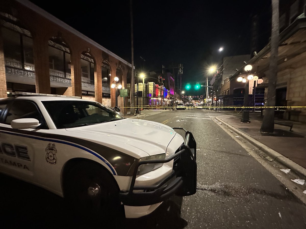 angie_angers's tweet photo. My heart hurts this morning 💔 

As the bars were closing, a fight broke out between two groups on the busy stretch of 7th Ave in Ybor. Shots were fired and 2 people were killed while 18 more were injured. Many were innocent bystanders in Halloween costumes ⁦@BN9⁩ https://t.co/CAliEhgndP