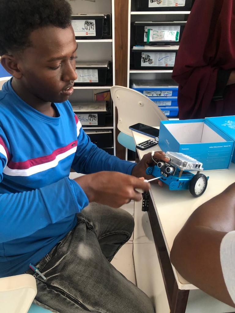 HanoTechnicalUn's tweet photo. Step into a world of creativity and innovation in our campus classrooms! Get ready to unleash your potential as you learn from professors and collaborate with fellow students. From the vibrant discussions embrace the power of education and watch your dreams take flight!.#Classrom https://t.co/WDkdWuKtEP