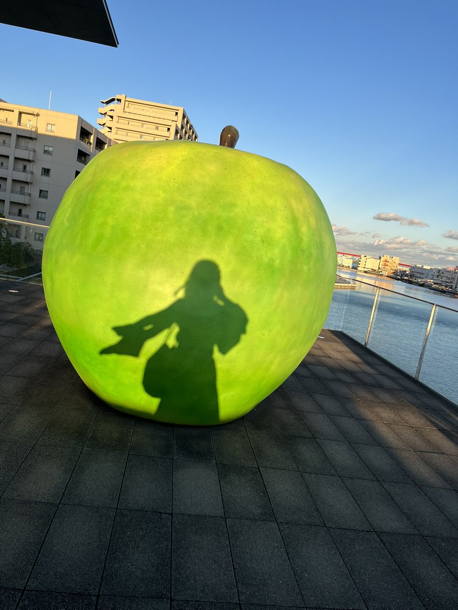 chi_f_love's tweet photo. #prfm
のっちと手を繋ぎたい私（笑）
繋ぐと言うよりはつまんどるwww

スピワのシルエットはまじで可愛い🫨🎎

素敵な方がお写真撮ってくれたぁ🤤💖嬉しかったぁ、、

の3本でお送りしました
終 制作・著作  ━━━━━    ⓃⒽⓀ https://t.co/DVO81LtxaN