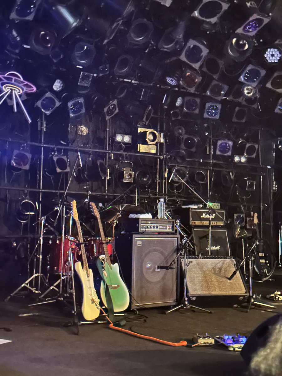 qqlopu71's tweet photo. 初めてツアー全部行きましたーーーーー
本当に思い出たくさんでサイコーでした
ありがとうございました。 https://t.co/6buLdBZIoT